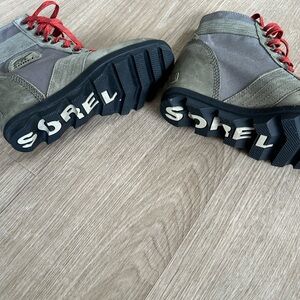 Sorel Lace Up Boots in Gray with Red Accents